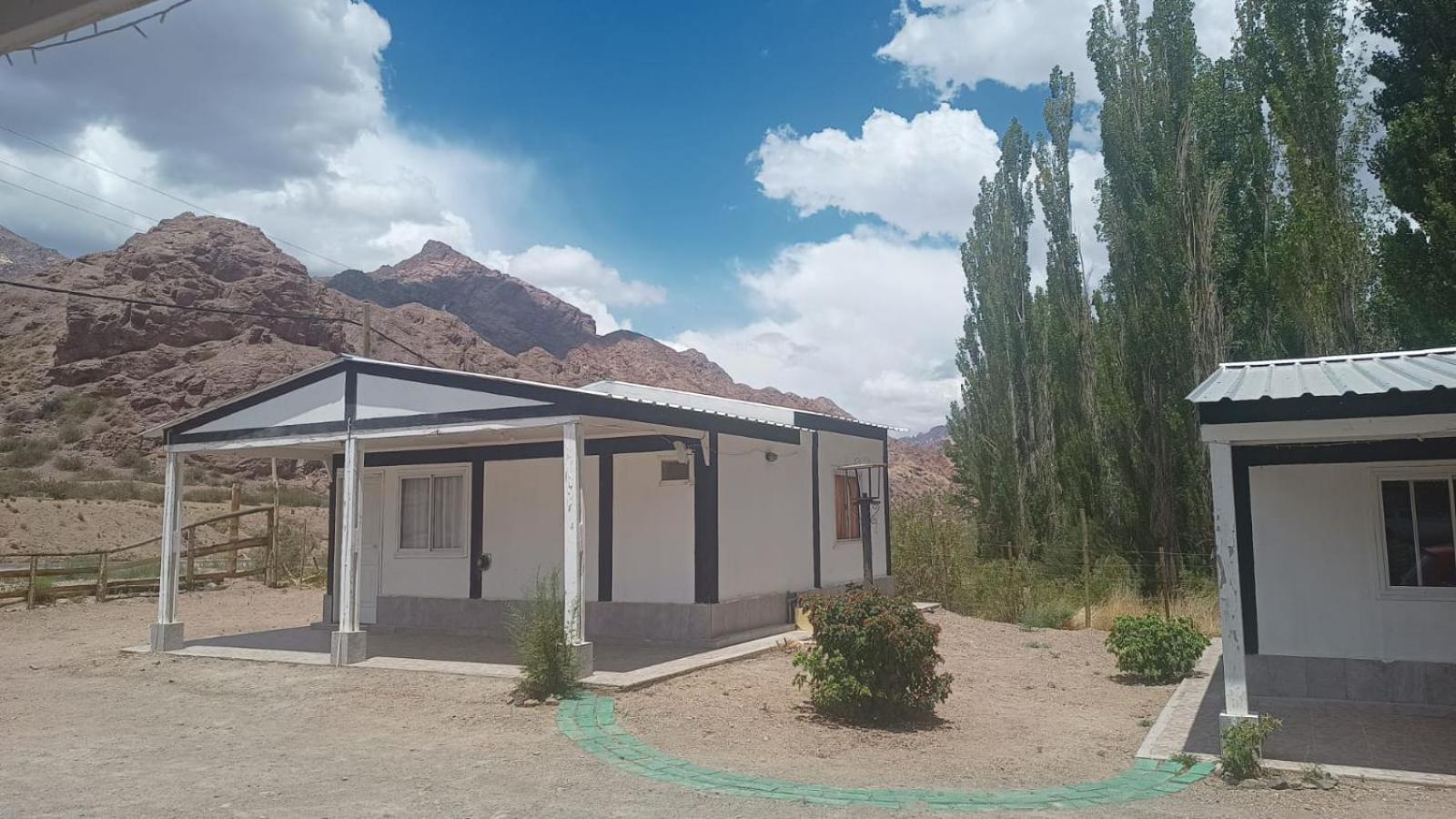 Cabanas De Los Andes 乌斯帕亚塔 外观 照片